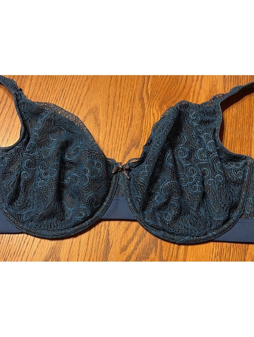 Cacique opulent lace bra size 44 C
